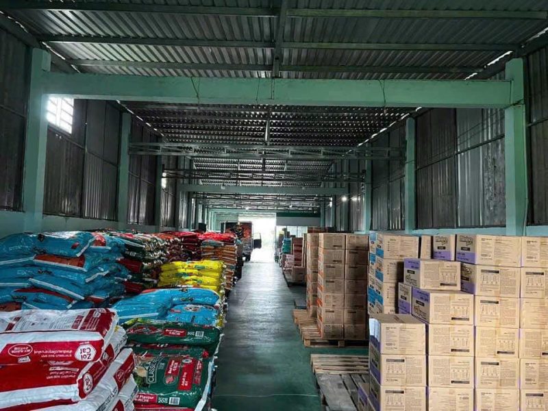 Kho sản phẩm thú cưng của DDVET – Phòng Khám Thú Y Dũng tại Bình Dương