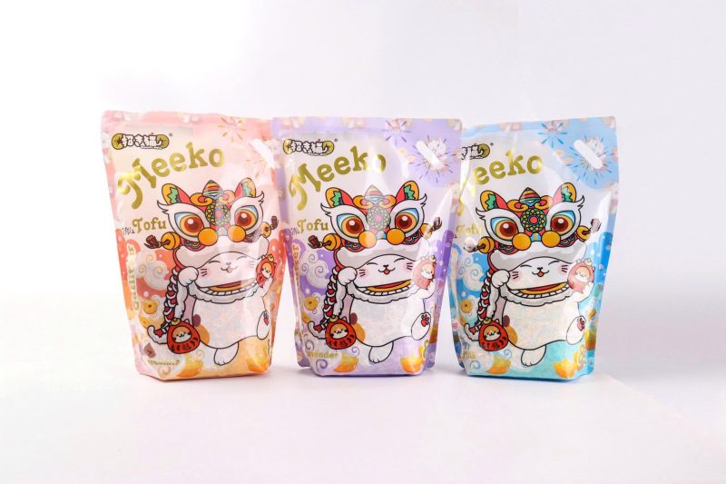 Cát vệ sinh mèo Meeko Mix Tofu 8L với ba mùi Socola, Milk và Lavender